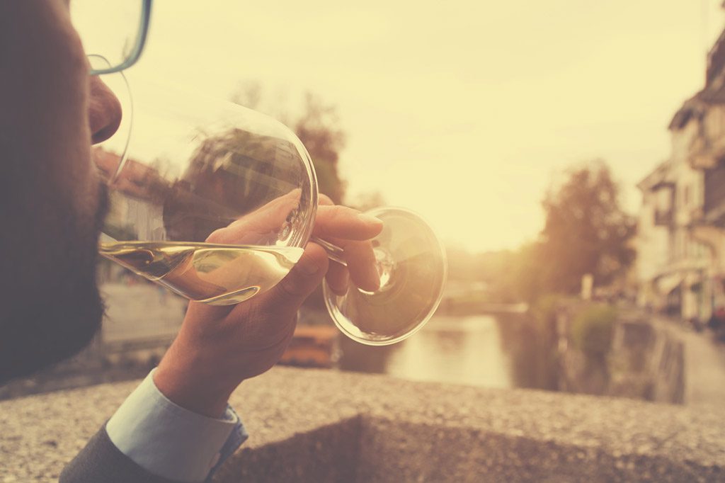 Beneficios y mitos de beber vino