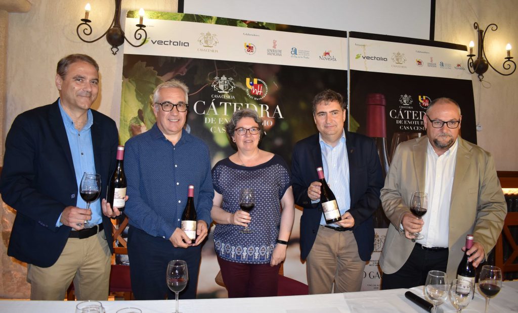 Noticia concurso relatos Casa Cesilia