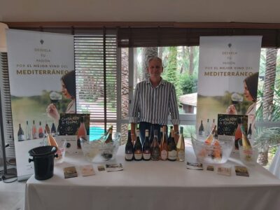 Una cata vertical de garnacha en Casa Sicilia para sumilleres profesionales de UAES