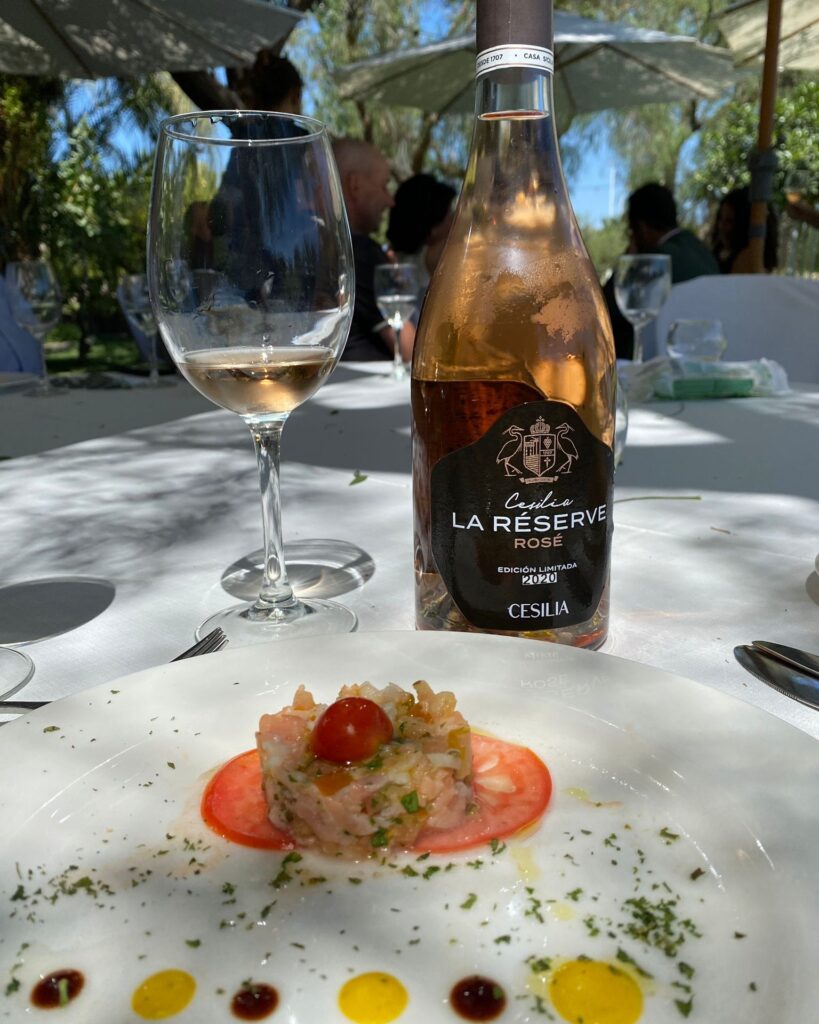 Los Premios Bacchus 2022 galardonan a Cesilia rosé "La Réserve"